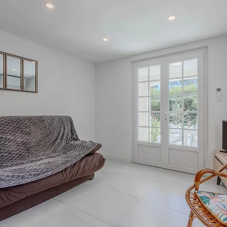 Apartment Beau 40m² Proche Du Centre Saint-Raphael (Var)